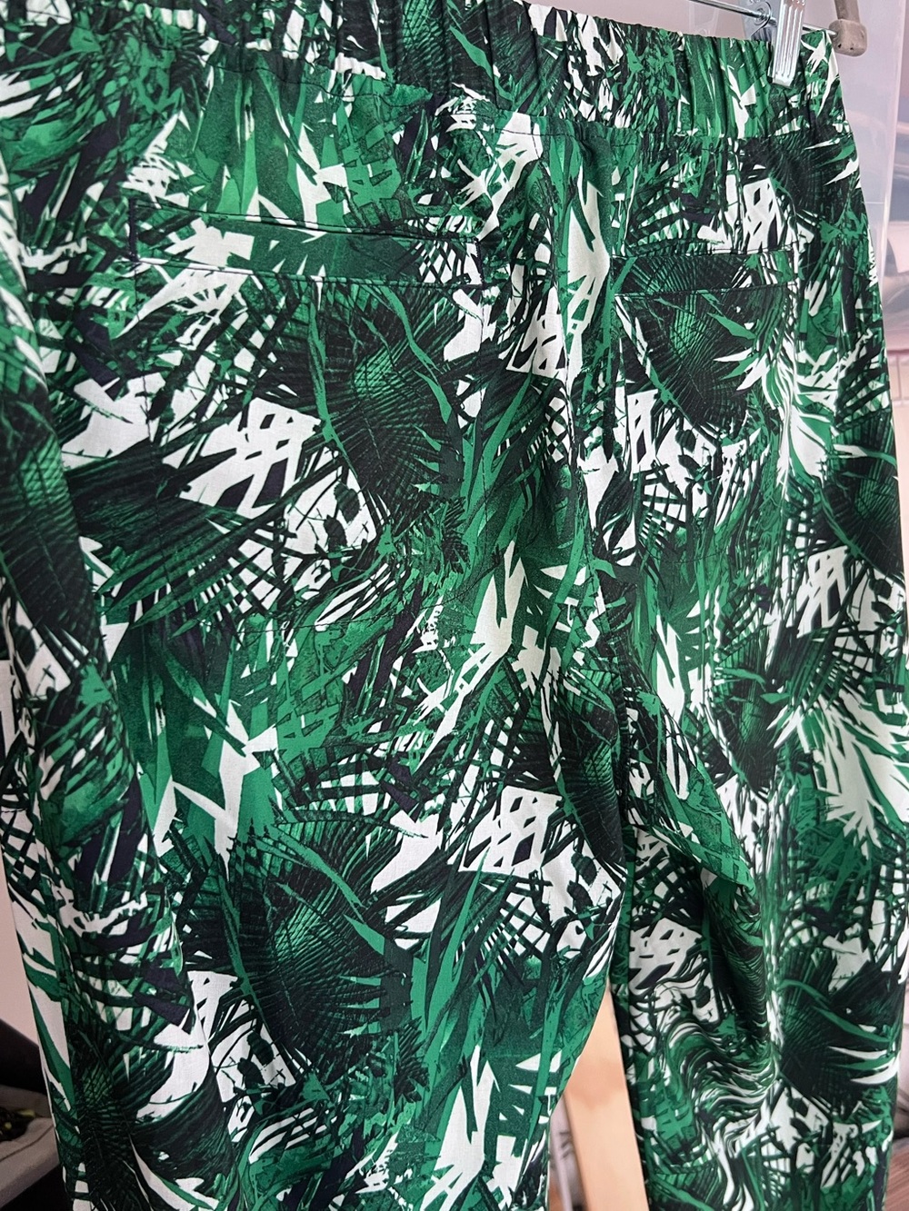 Athleta Aspire Palm Jogger Pants Mid-Rise Green Size 4 - Picture 6 of 11
